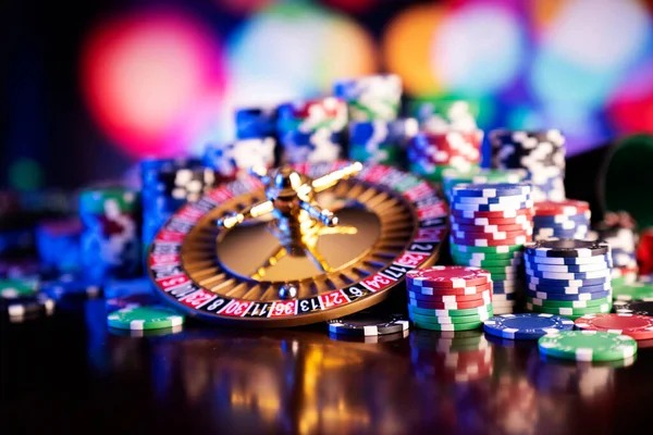 Push Gaming live-dealer table interface on warung 225 mobile app